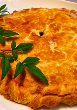 A picture of Buttery Cabbage Pie.