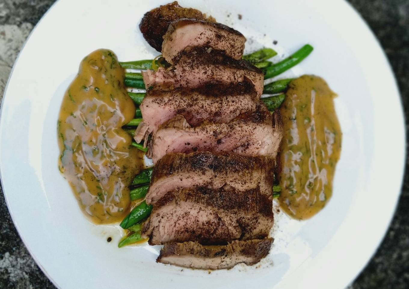 Bagaimana Menyiapkan Tenderloin Steak Thousand Island Sauce, Enak