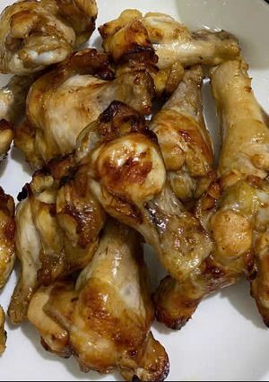 Hình của món Cánh tỏi gà nướng.