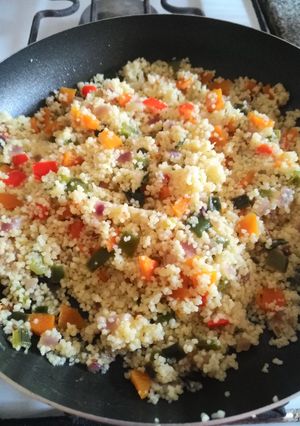 Una foto de Cúscús con verduras