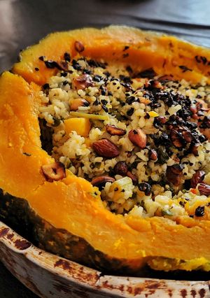 Una foto de Calabaza rellena de verduras 🎃🍂