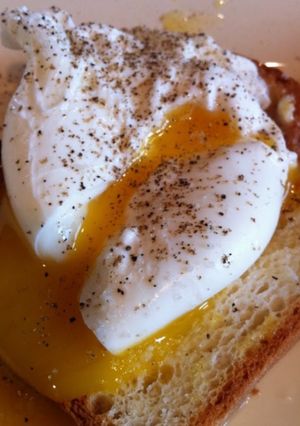 A picture of Poached Eggs on Toast.