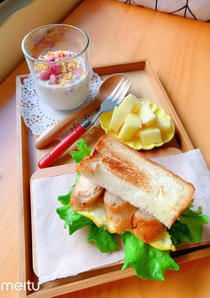 A picture of Fresh Breakfast - Chicken Thigh Roll Sandwich.