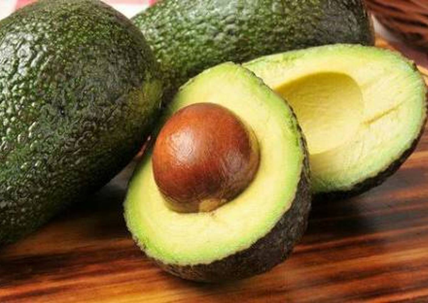 Cómo bajar de peso con el hueso del aguacate
