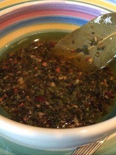 Una foto de Salsas Chimichurri Estilo Argentino (1. Salsa Chimichurri Clásica)