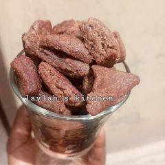 A picture of Chocolate Chinchin.