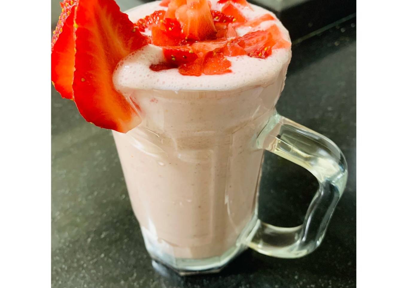 Strawberry smoothie