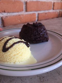 Una foto de Volcán de chocolate