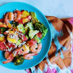 A picture of Graipefruit shrimp salad🍤 🥗.