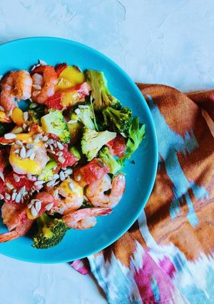 A picture of Graipefruit shrimp salad🍤 🥗.