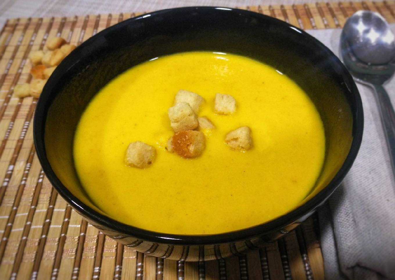 Crema de calabaza y curry