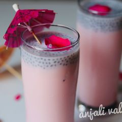 A picture of Rose milkshake.