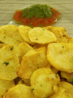 A picture of #Ramadhancontest Crispy Potato(Maru) Bhajia.