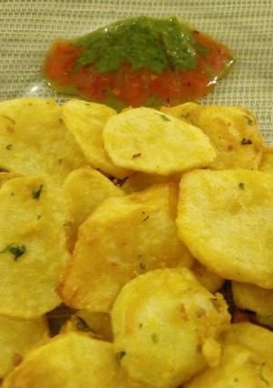 A picture of #Ramadhancontest Crispy Potato(Maru) Bhajia.