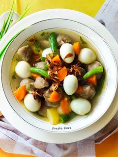 Foto resep Sup Sayuran Bakso Telur Puyuh