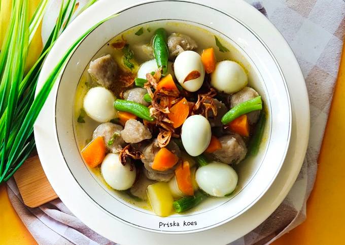 Resep Sup Sayuran Bakso Telur Puyuh oleh Priska Koes - Cookpad