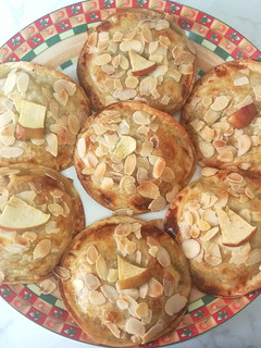 Una foto de Mini Empanadas de Piña y Manzana