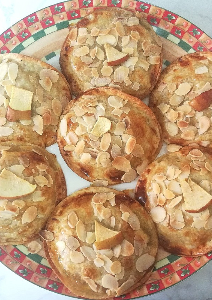 Una foto de Mini Empanadas de Piña y Manzana