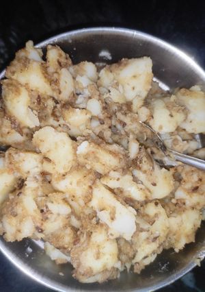 मसाला जीरा आलू(masala jeera aloo recipe in hindii) रेसिपी मुख्य फोटो