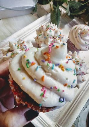 Una foto de Frosting o Buttercream de Merengue Para Decorar Fácil