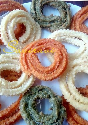 A picture of Spicy Chakkuli.