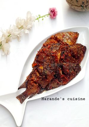 A picture of Peppered fish.