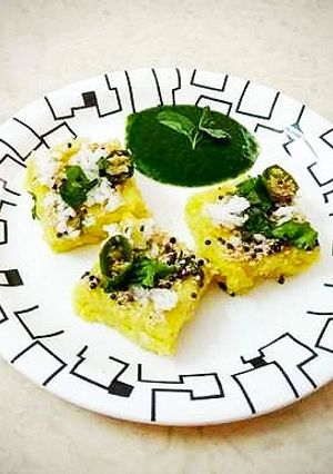 A picture of Poha Dhokla.
