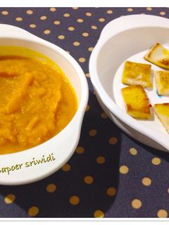 Foto resep Mpasi 12m+ (pumpkin soup with croutons)