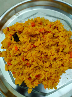 காய்கறி பருப்பு சாதம் (Kaaikari Paruppu saatham Recipe in Tamil) செய்முறை முக்கிய புகைப்படம்