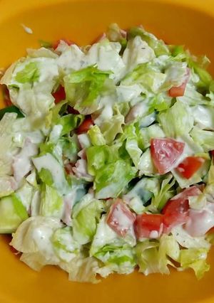 A picture of Cucumber Lettuce salad.