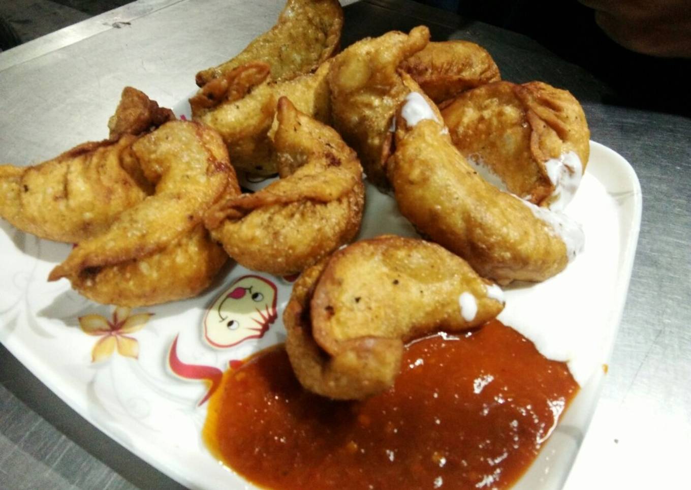 Fried chicken momo
