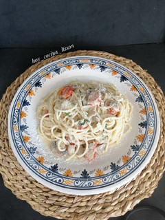 Una foto de Spaghetti con salsa de yogurt