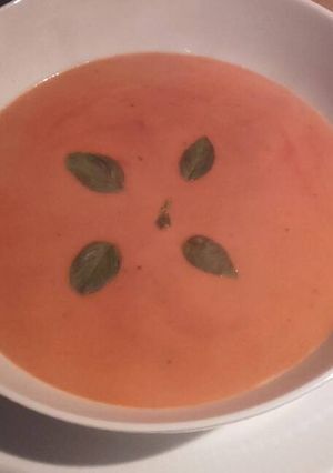 A picture of Creamy Tomato and Garlic Soup.