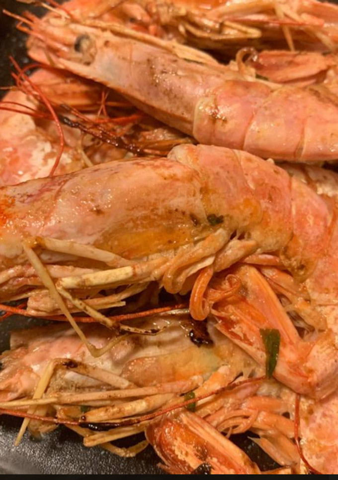 Una foto de Langostinos a la plancha