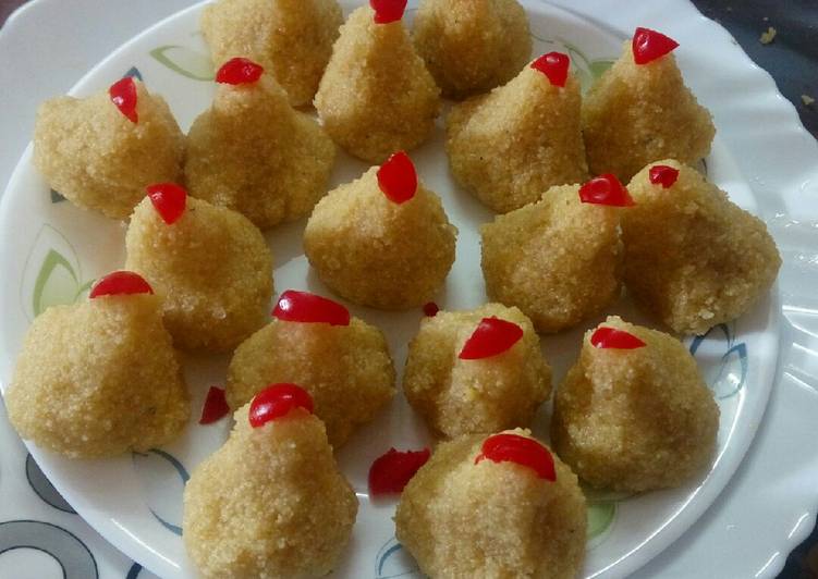 How to Make Perfect Khoya-rava modak