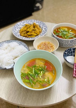 Hình của món Bún cá hồng chấm.