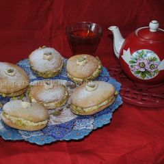A picture of Shirini Latifeh (Latifeh Pastry)شیرینی لطیفه.