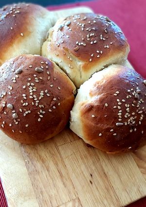 O poză a rețetei Pâine chifle 🍞.