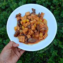 รูปของ Balada (Tahu, Kentang, Hati ayam)