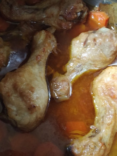 Una foto de Pollo a la cerveza en olla rápida
