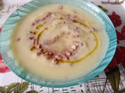Una foto de queso brie manzana
