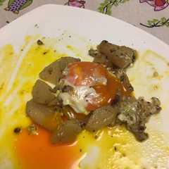 Foto di Uova a spezzatino con patate