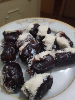 A picture of Stuffed Dates | Ramazan Special 🌴🌛🌴.
