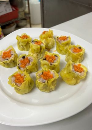 A picture of Crab Roe Shumai.
