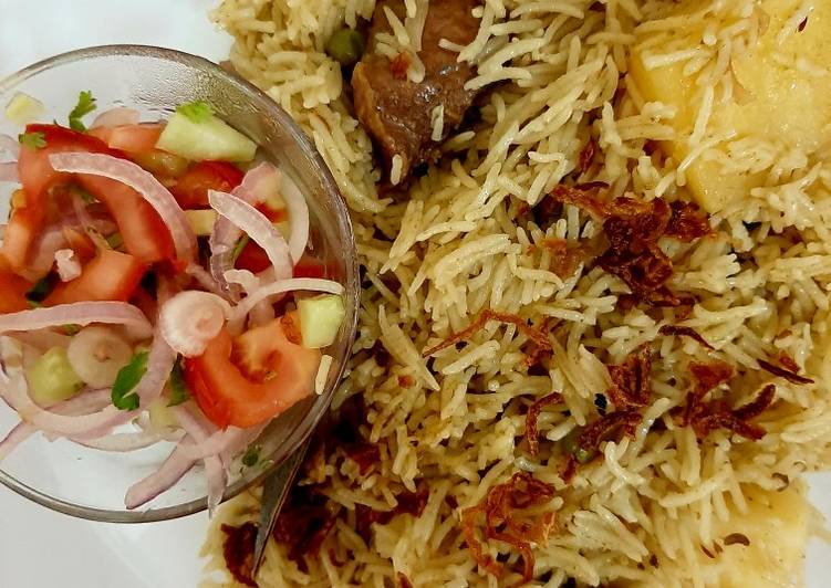 Recipe of Delicious Mutton/beef/chicken pulav😊(rice cook with mutton stock)