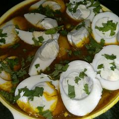 A picture of Egg curry.