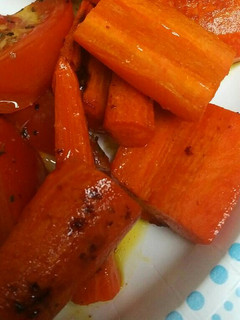 A picture of Carrots Roasted in the Oven.