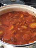 Salchichas con chorizo y papas