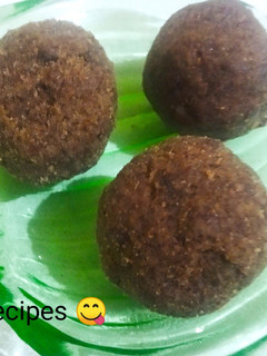 नाचणीचे लाडू (nachniche ladoo recipe in marathi) रेसिपी चे मुख्य फोटो