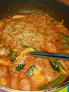 Foto resep Tteokbokki (떡복기) Kue Beras Pedas Korea